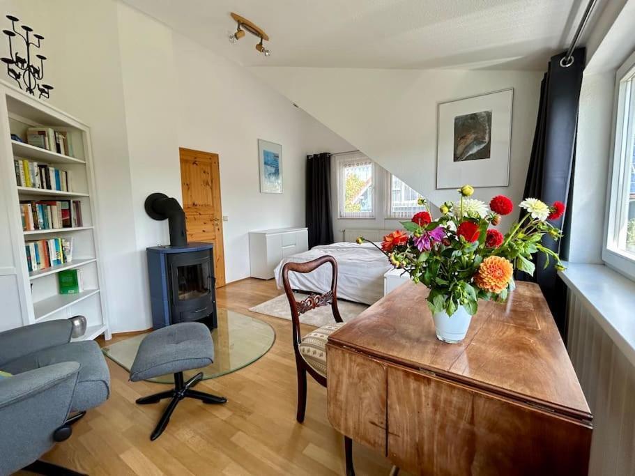 Sonnige Wohnung Am Lindenberg Lohfelden Luaran gambar