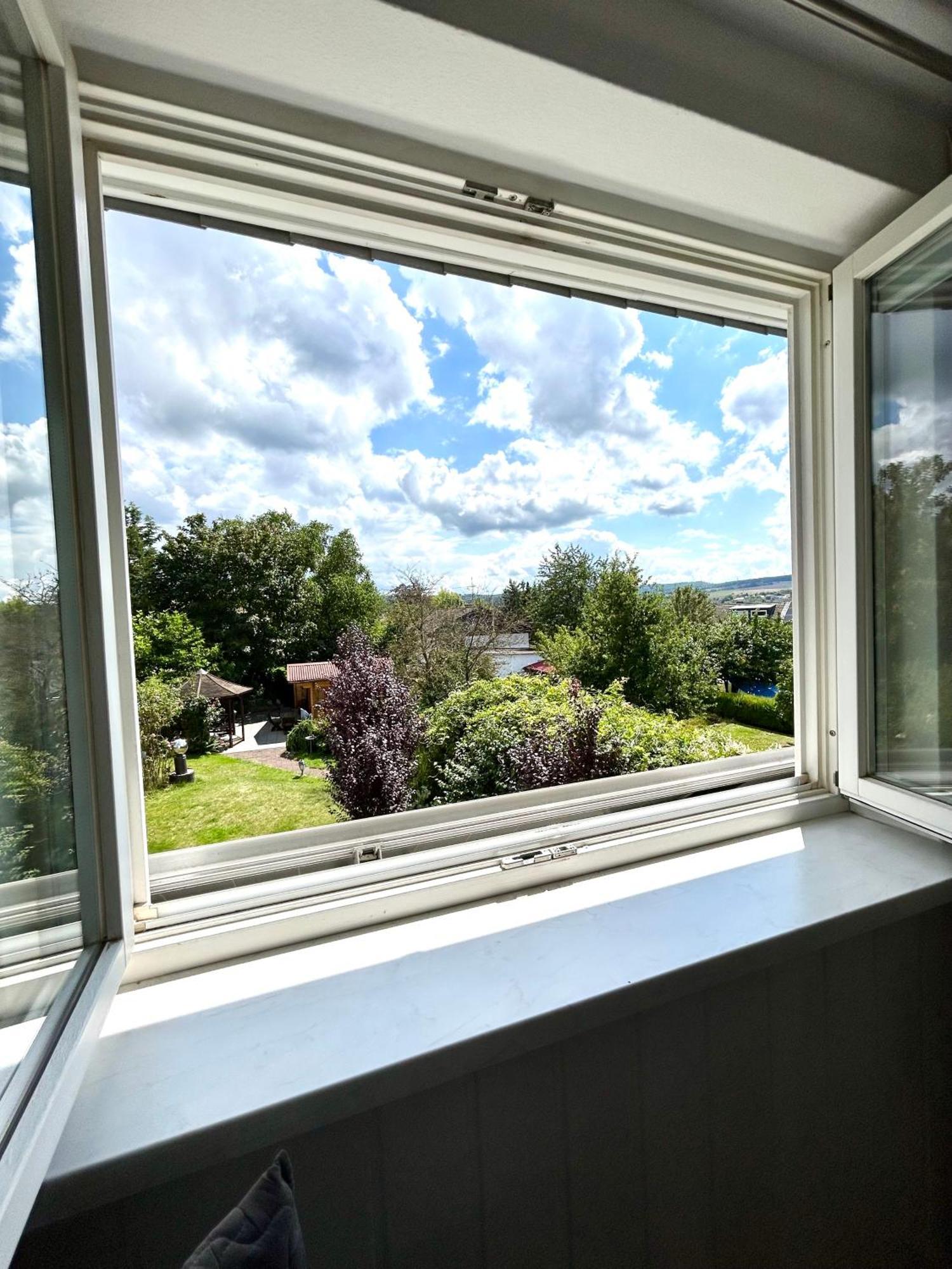 Sonnige Wohnung Am Lindenberg Lohfelden Luaran gambar
